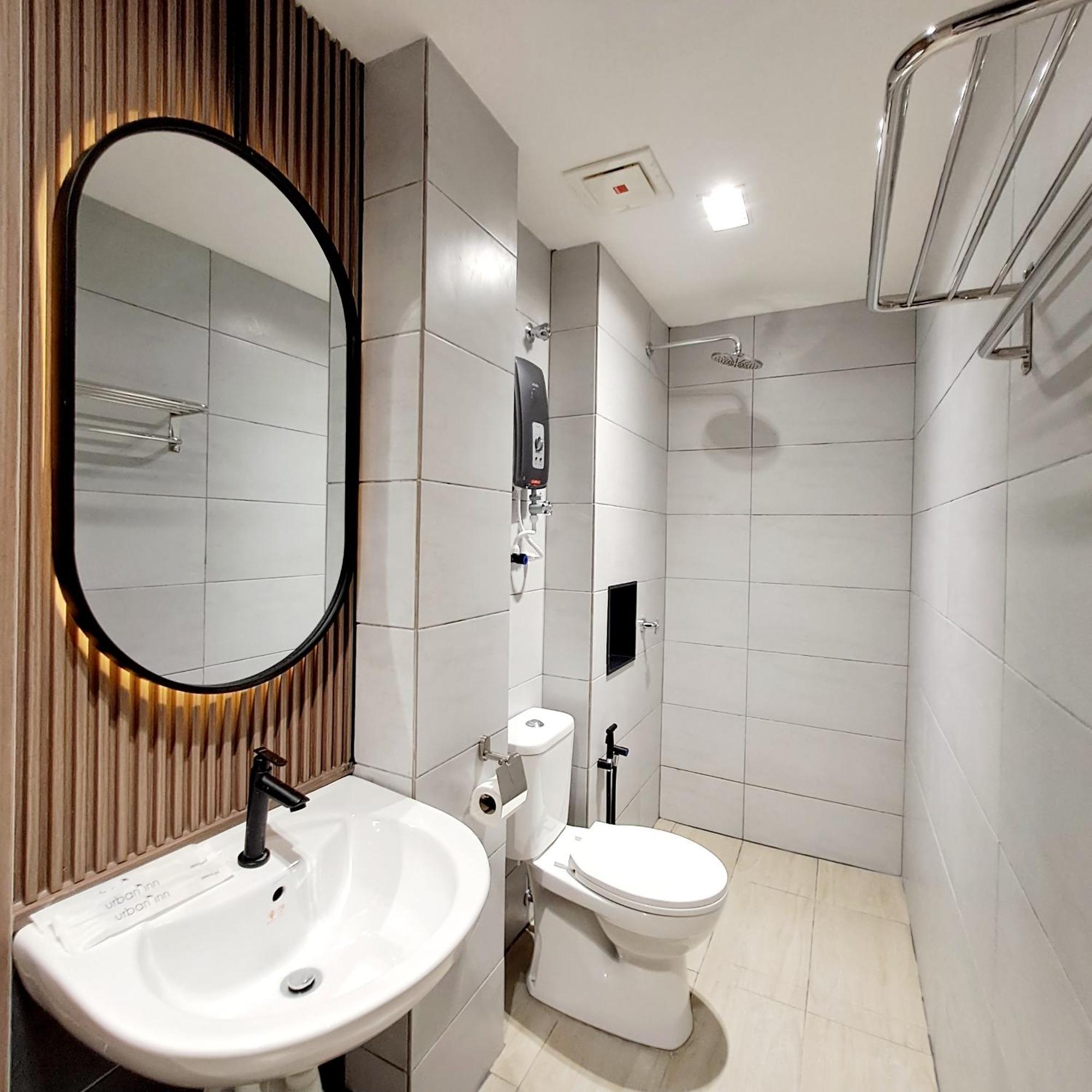 Urban Inn, Salak Tinggi سيبانغ المظهر الخارجي الصورة